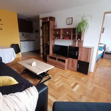 Apartman Relax - Free Public Parking Σαράγεβο Εξωτερικό φωτογραφία