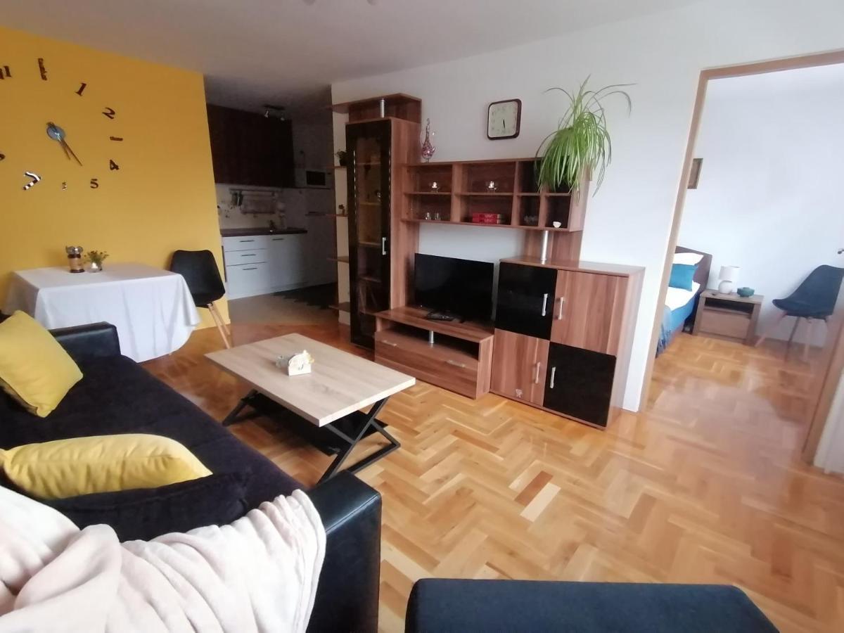 Apartman Relax - Free Public Parking Σαράγεβο Εξωτερικό φωτογραφία